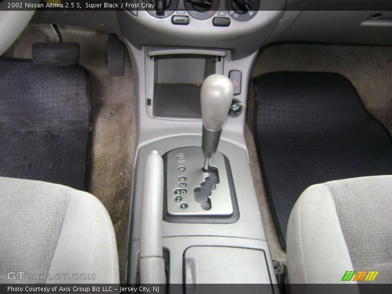 Super Black / Frost Gray 2002 Nissan Altima 2.5 S