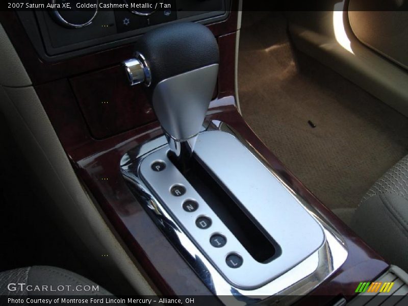 Golden Cashmere Metallic / Tan 2007 Saturn Aura XE