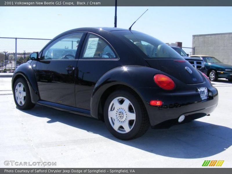 Black / Cream 2001 Volkswagen New Beetle GLS Coupe