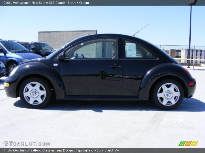 Black / Cream 2001 Volkswagen New Beetle GLS Coupe