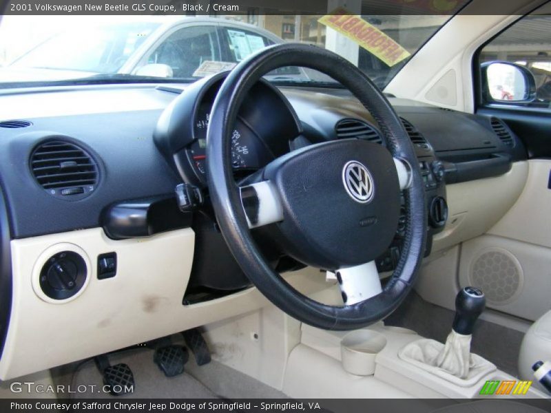Black / Cream 2001 Volkswagen New Beetle GLS Coupe