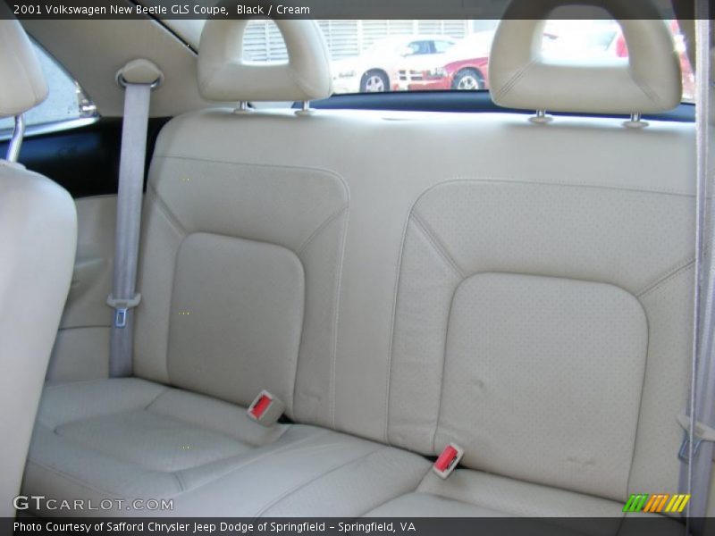 Black / Cream 2001 Volkswagen New Beetle GLS Coupe
