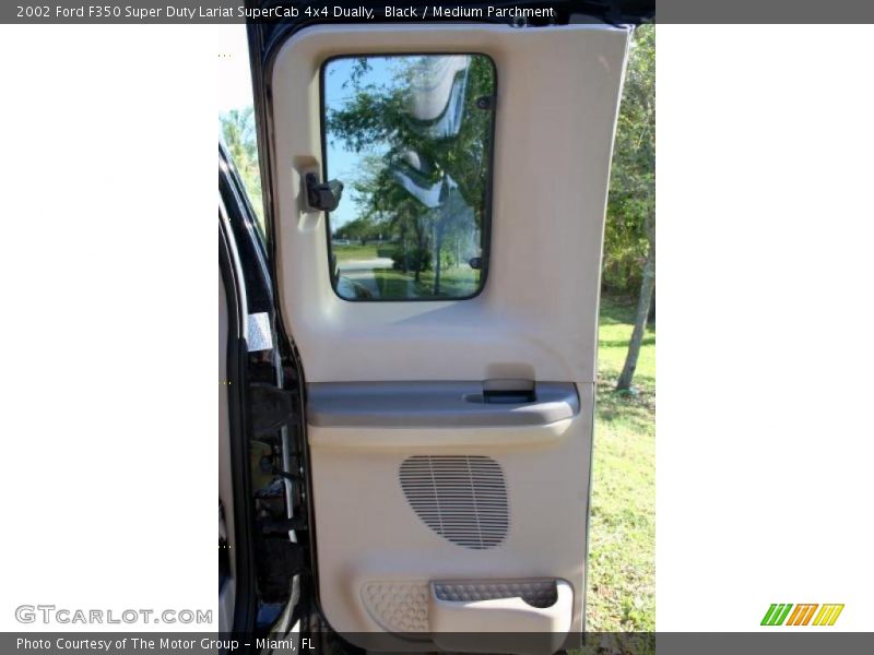 Black / Medium Parchment 2002 Ford F350 Super Duty Lariat SuperCab 4x4 Dually