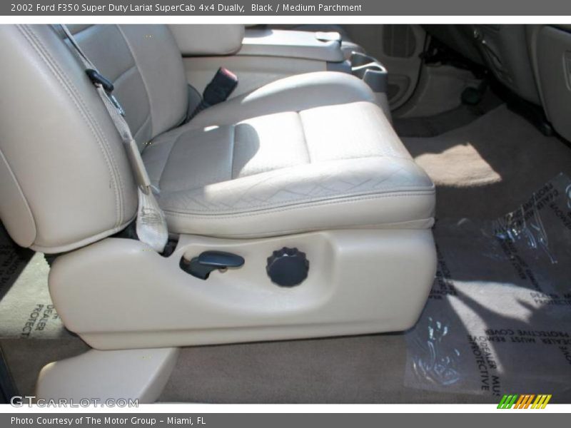 Black / Medium Parchment 2002 Ford F350 Super Duty Lariat SuperCab 4x4 Dually