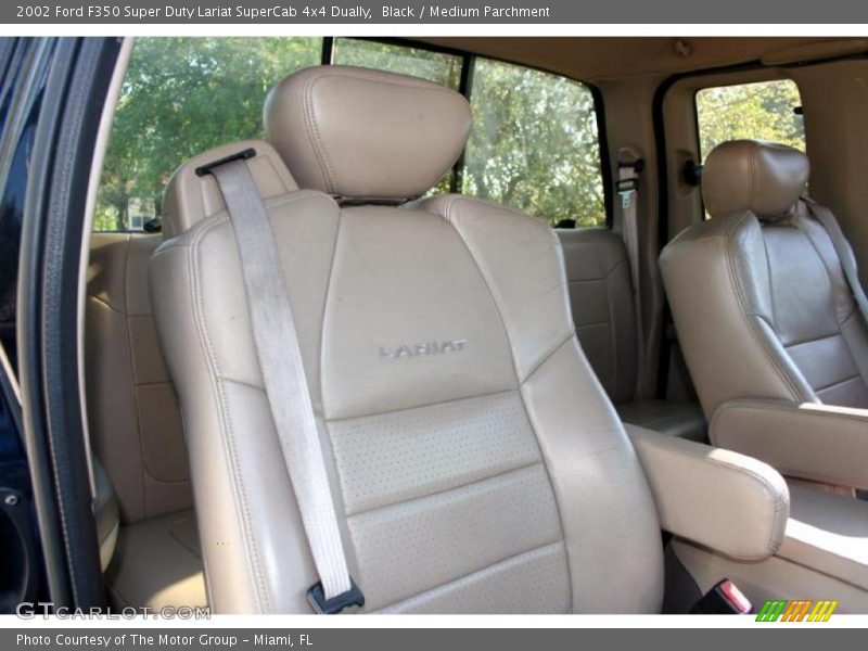 Black / Medium Parchment 2002 Ford F350 Super Duty Lariat SuperCab 4x4 Dually