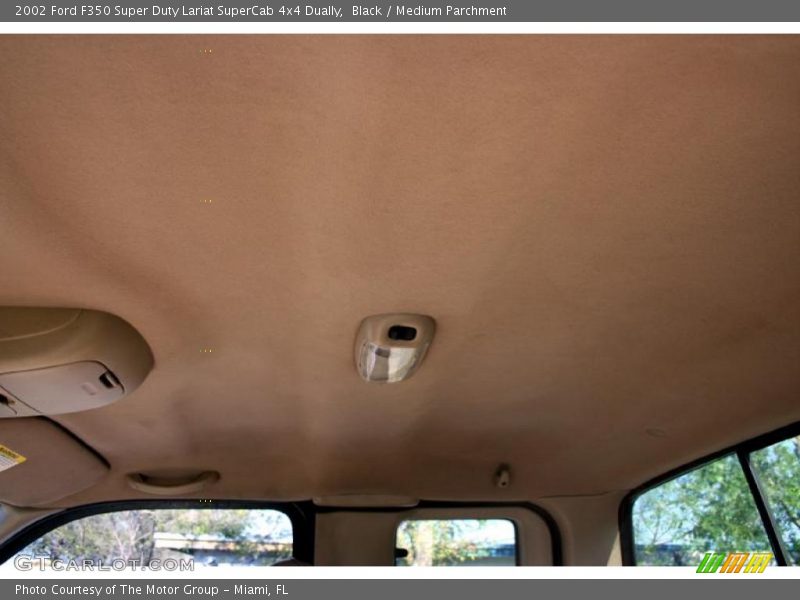 Black / Medium Parchment 2002 Ford F350 Super Duty Lariat SuperCab 4x4 Dually