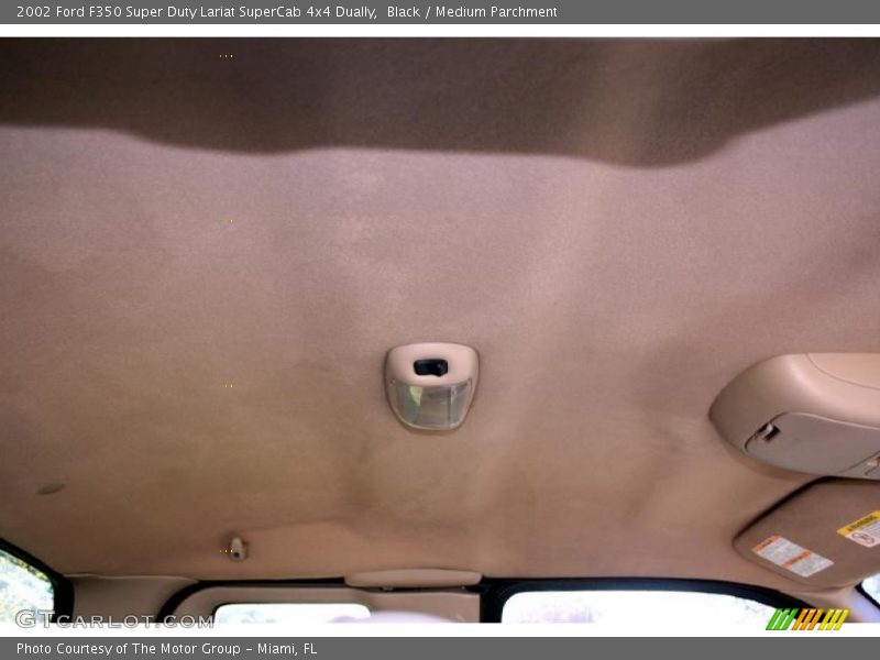 Black / Medium Parchment 2002 Ford F350 Super Duty Lariat SuperCab 4x4 Dually