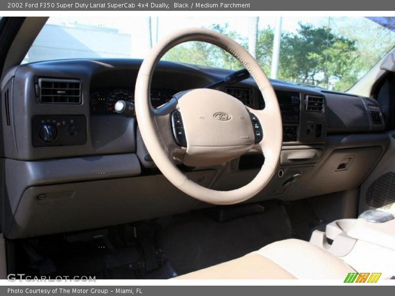 Black / Medium Parchment 2002 Ford F350 Super Duty Lariat SuperCab 4x4 Dually