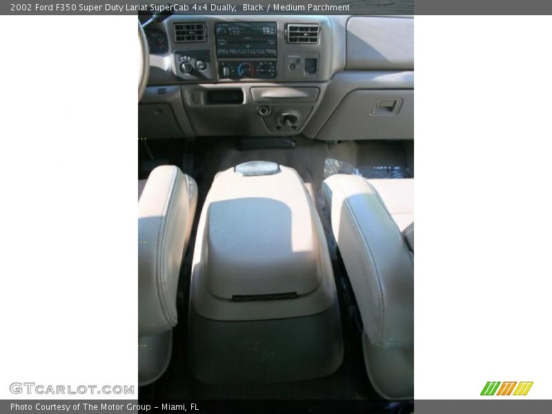 Black / Medium Parchment 2002 Ford F350 Super Duty Lariat SuperCab 4x4 Dually