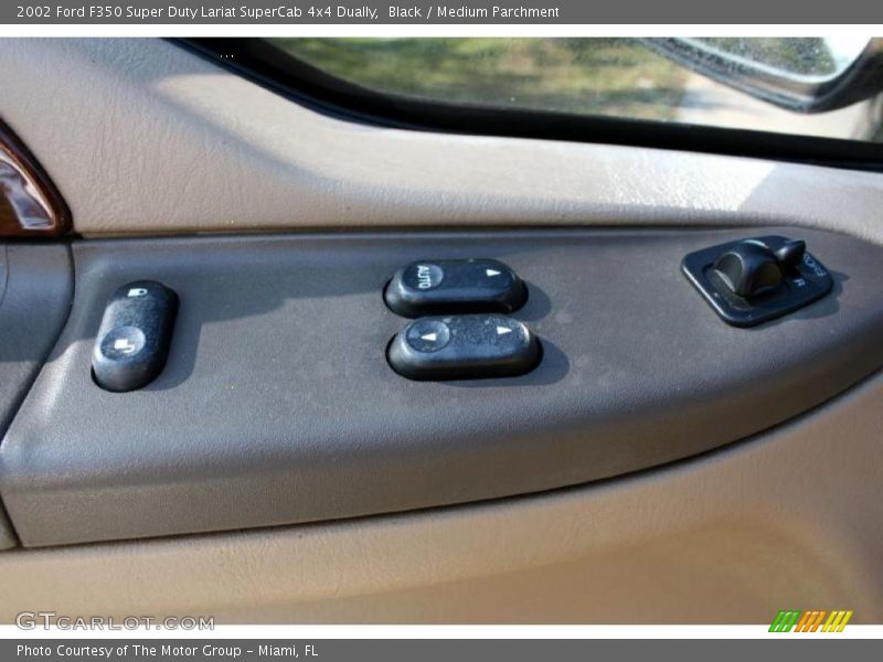 Black / Medium Parchment 2002 Ford F350 Super Duty Lariat SuperCab 4x4 Dually