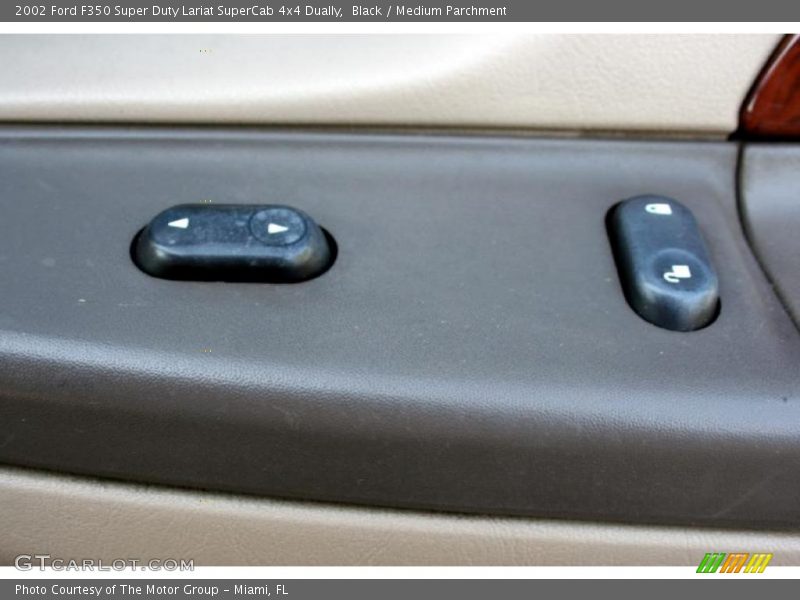 Black / Medium Parchment 2002 Ford F350 Super Duty Lariat SuperCab 4x4 Dually