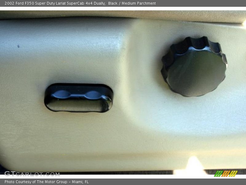 Black / Medium Parchment 2002 Ford F350 Super Duty Lariat SuperCab 4x4 Dually