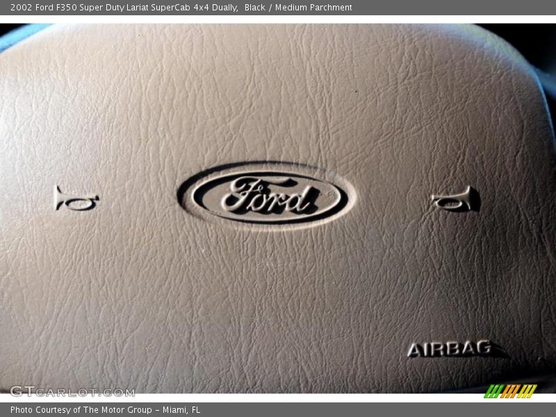 Black / Medium Parchment 2002 Ford F350 Super Duty Lariat SuperCab 4x4 Dually