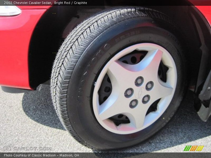Bright Red / Graphite 2002 Chevrolet Cavalier Sedan