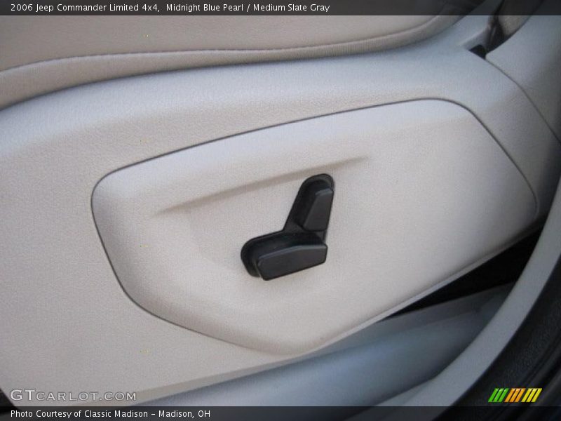 Midnight Blue Pearl / Medium Slate Gray 2006 Jeep Commander Limited 4x4