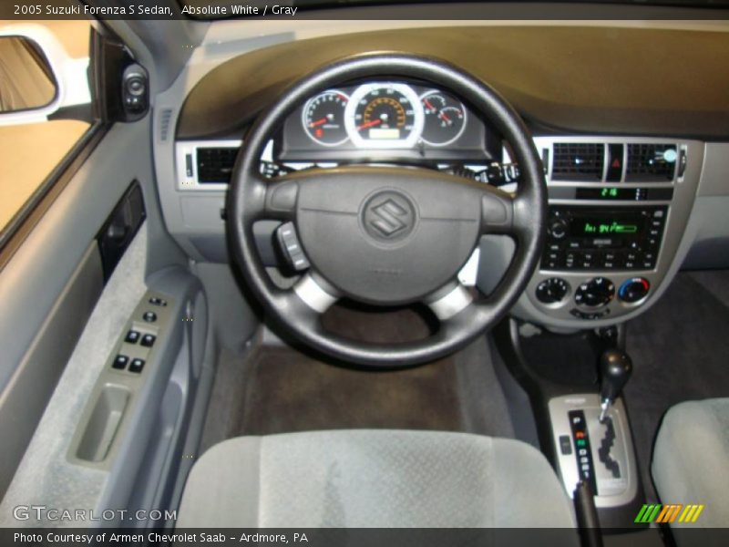 Absolute White / Gray 2005 Suzuki Forenza S Sedan