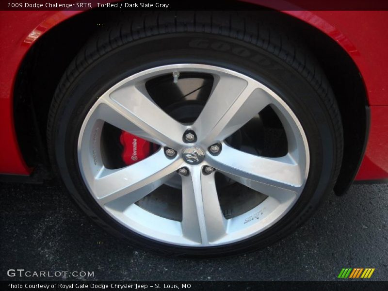 TorRed / Dark Slate Gray 2009 Dodge Challenger SRT8