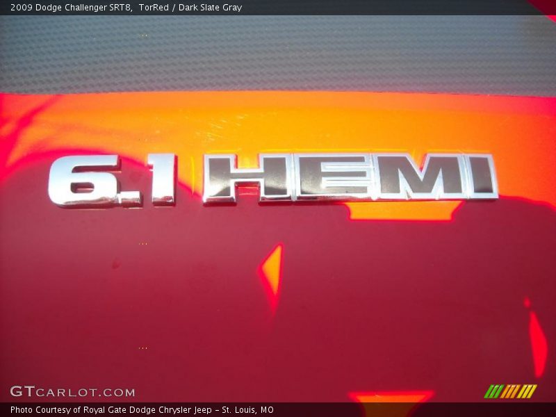 TorRed / Dark Slate Gray 2009 Dodge Challenger SRT8