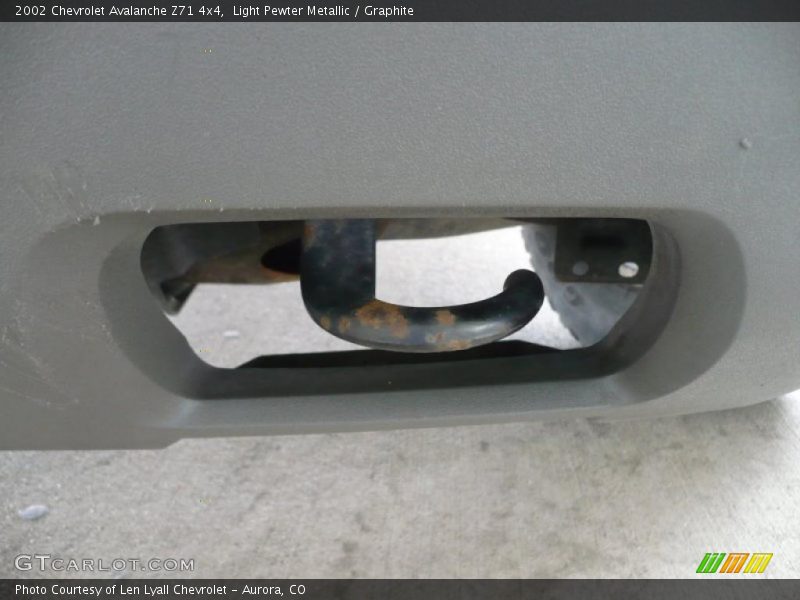 Light Pewter Metallic / Graphite 2002 Chevrolet Avalanche Z71 4x4
