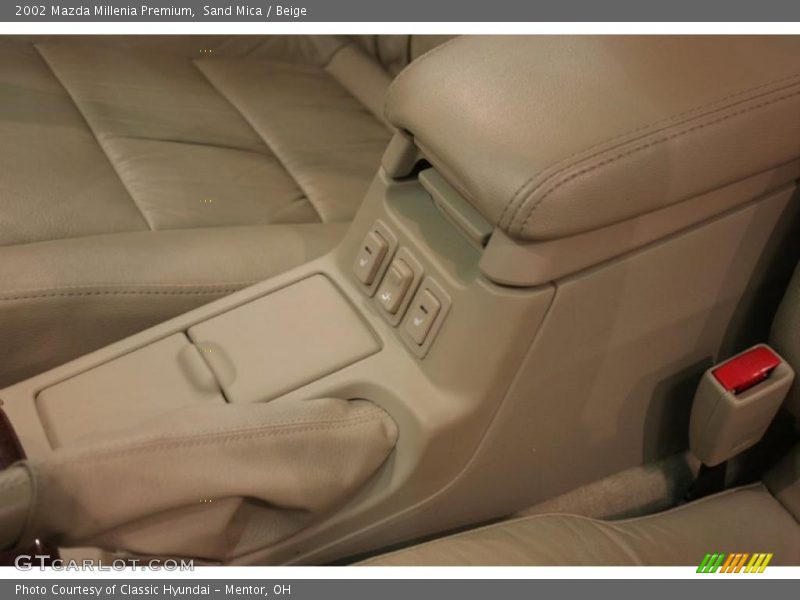 Sand Mica / Beige 2002 Mazda Millenia Premium
