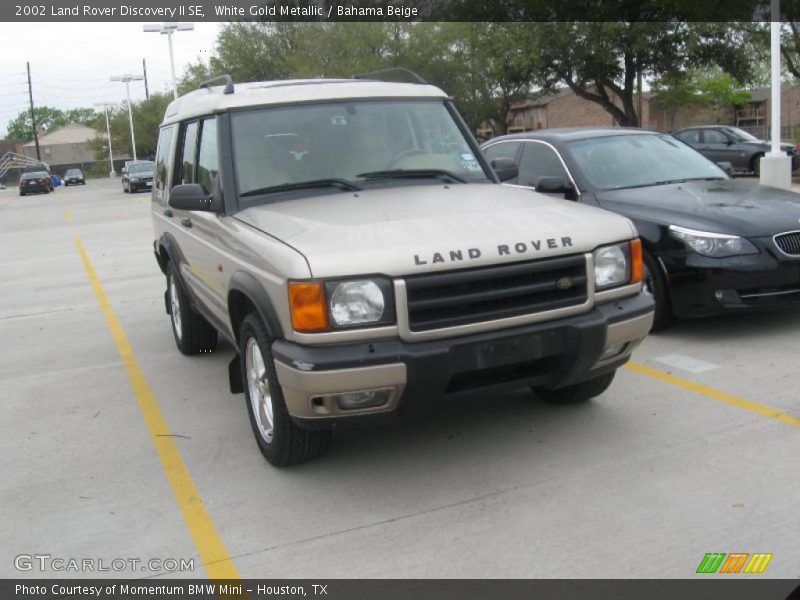 White Gold Metallic / Bahama Beige 2002 Land Rover Discovery II SE