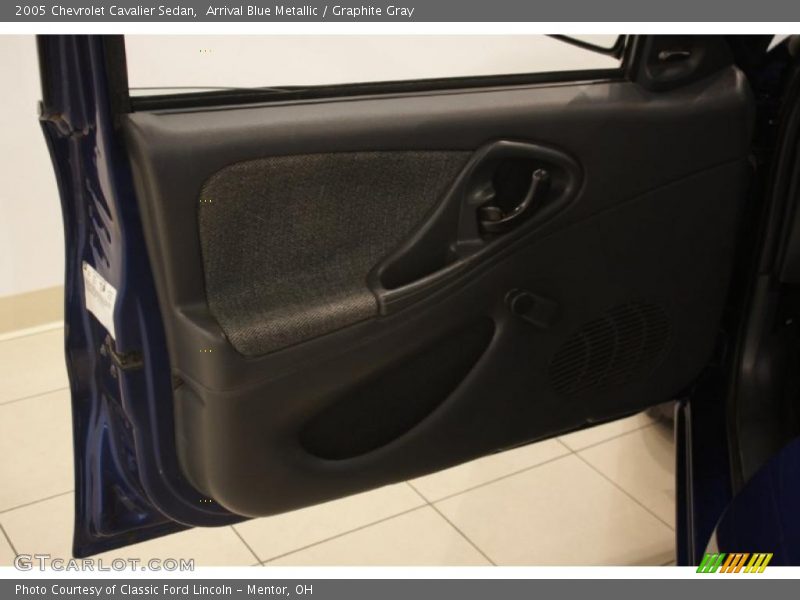 Arrival Blue Metallic / Graphite Gray 2005 Chevrolet Cavalier Sedan