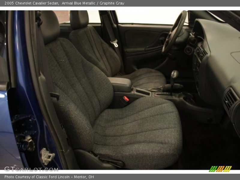 Arrival Blue Metallic / Graphite Gray 2005 Chevrolet Cavalier Sedan