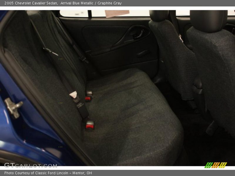Arrival Blue Metallic / Graphite Gray 2005 Chevrolet Cavalier Sedan