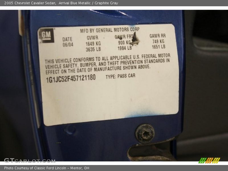 Arrival Blue Metallic / Graphite Gray 2005 Chevrolet Cavalier Sedan