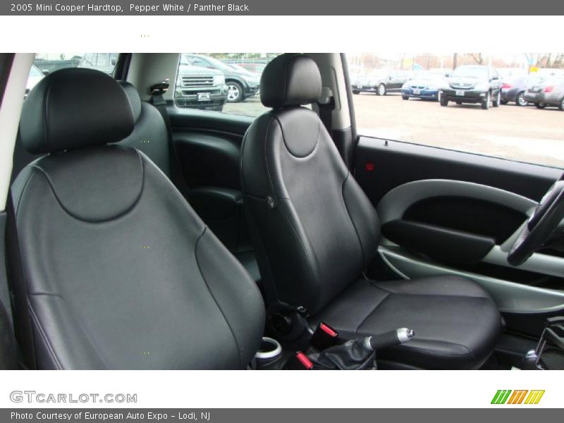 Pepper White / Panther Black 2005 Mini Cooper Hardtop