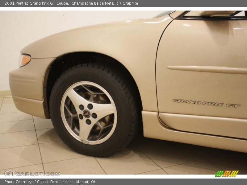 Champagne Beige Metallic / Graphite 2001 Pontiac Grand Prix GT Coupe