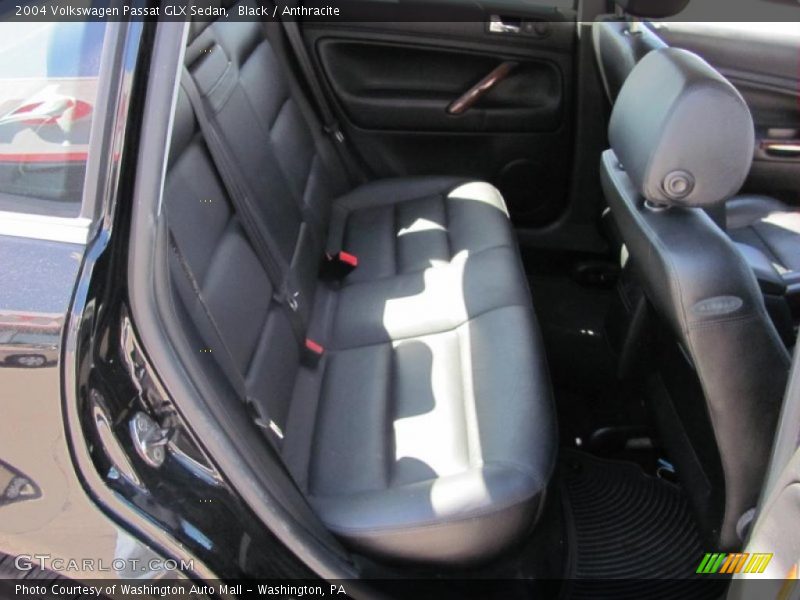 Black / Anthracite 2004 Volkswagen Passat GLX Sedan