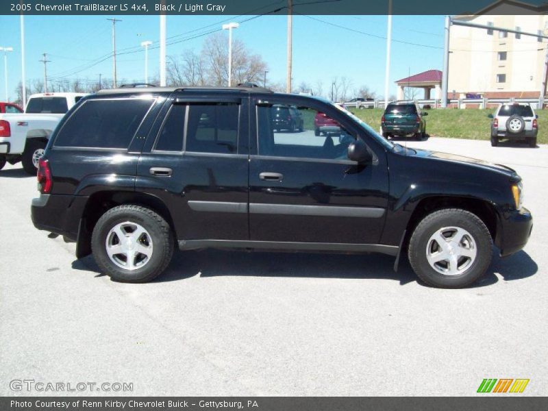 Black / Light Gray 2005 Chevrolet TrailBlazer LS 4x4