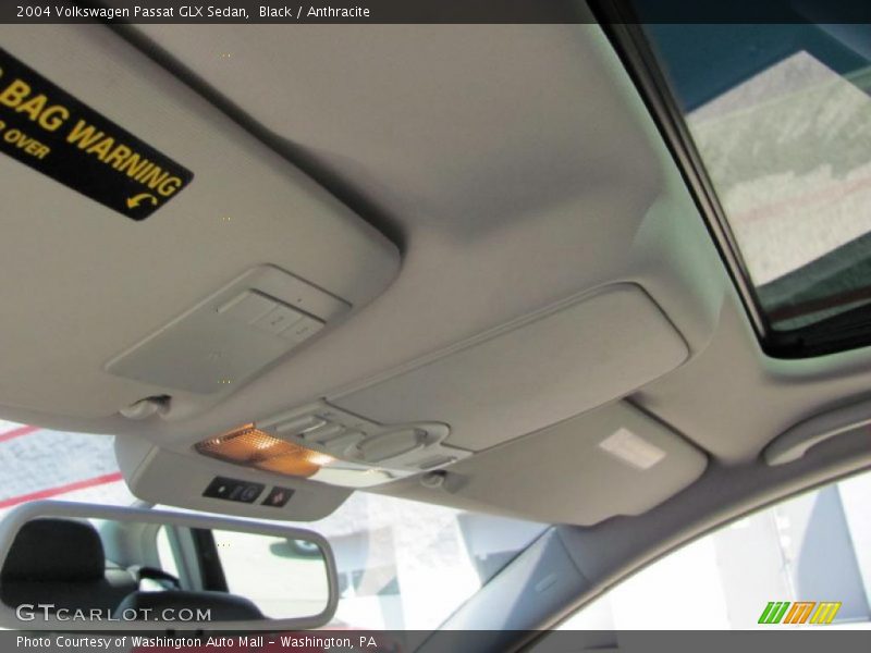 Black / Anthracite 2004 Volkswagen Passat GLX Sedan