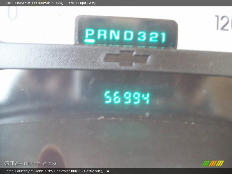 Black / Light Gray 2005 Chevrolet TrailBlazer LS 4x4