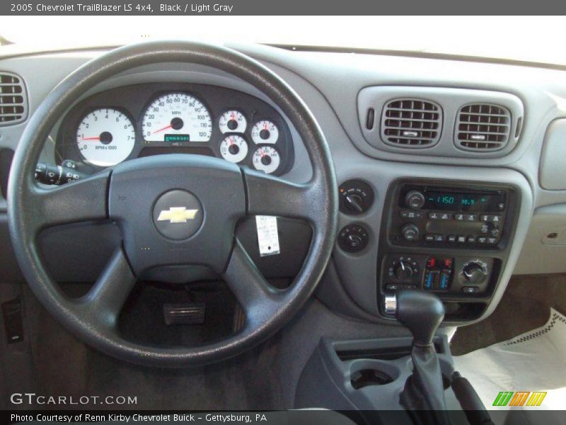 Black / Light Gray 2005 Chevrolet TrailBlazer LS 4x4