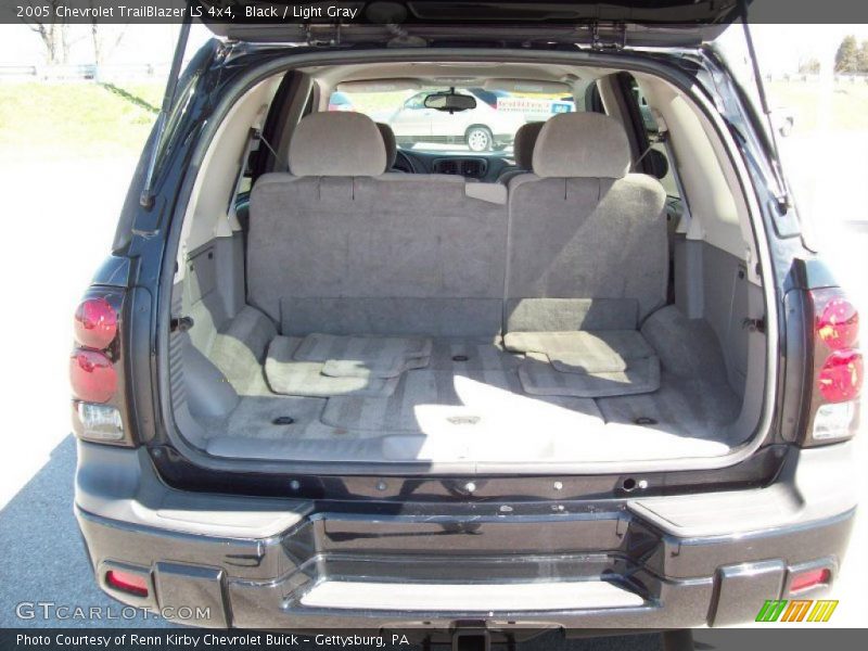 Black / Light Gray 2005 Chevrolet TrailBlazer LS 4x4