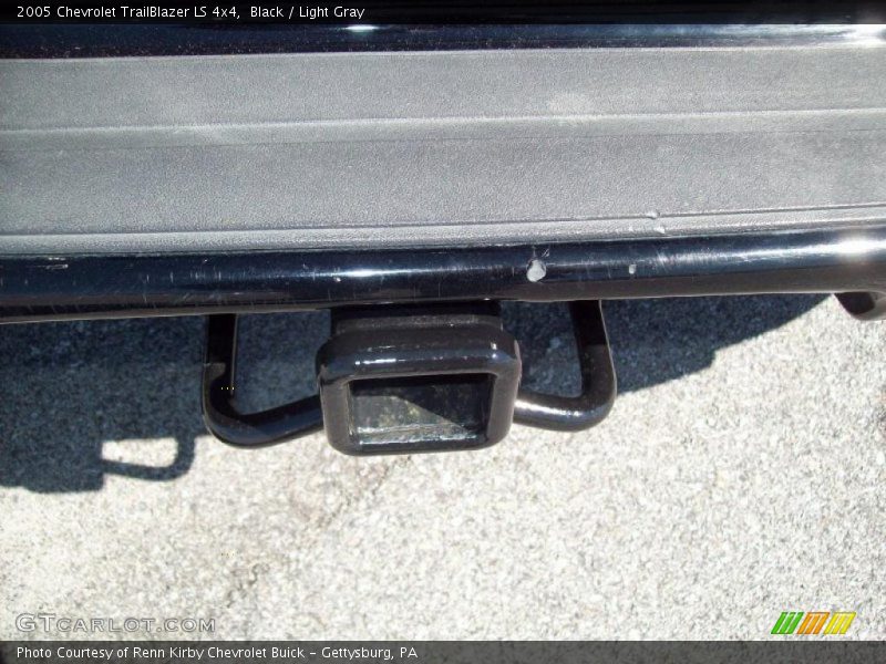 Black / Light Gray 2005 Chevrolet TrailBlazer LS 4x4