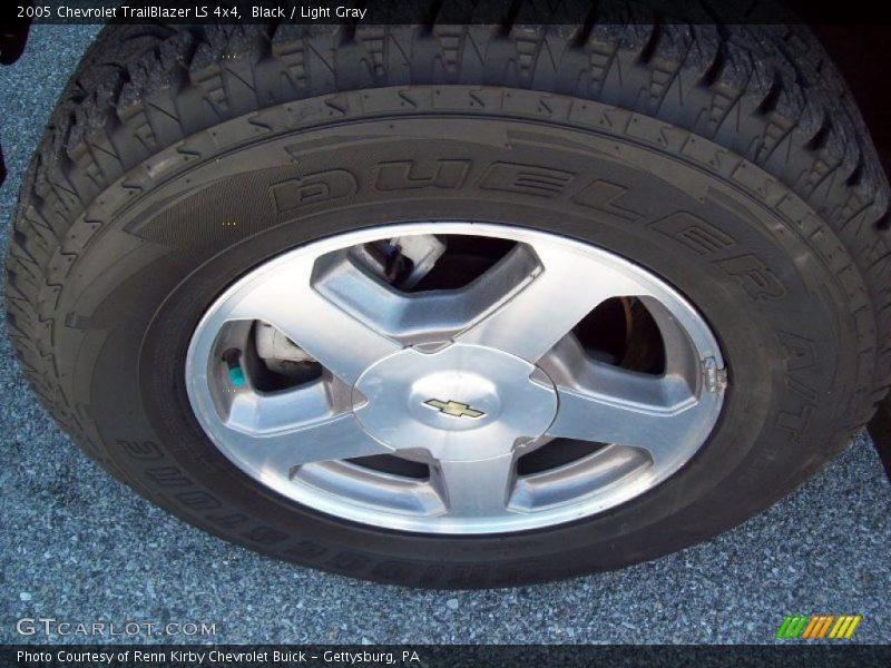 Black / Light Gray 2005 Chevrolet TrailBlazer LS 4x4