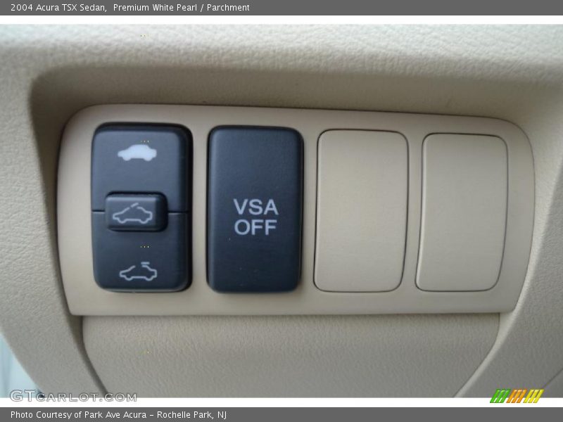 Premium White Pearl / Parchment 2004 Acura TSX Sedan