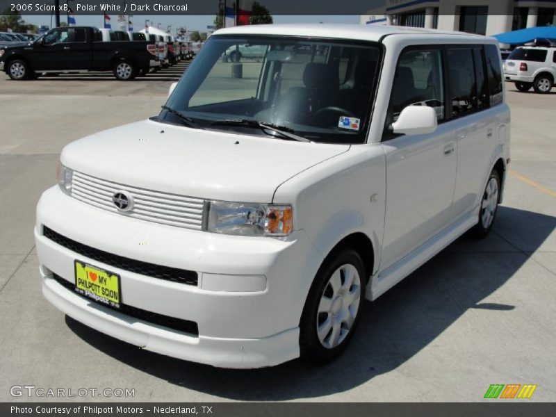 Polar White / Dark Charcoal 2006 Scion xB