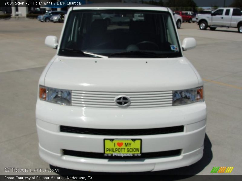 Polar White / Dark Charcoal 2006 Scion xB