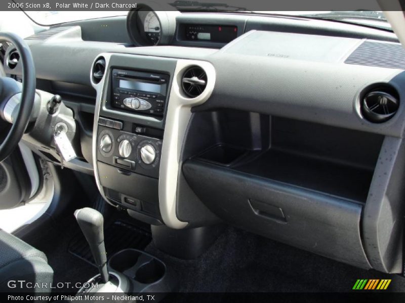 Polar White / Dark Charcoal 2006 Scion xB