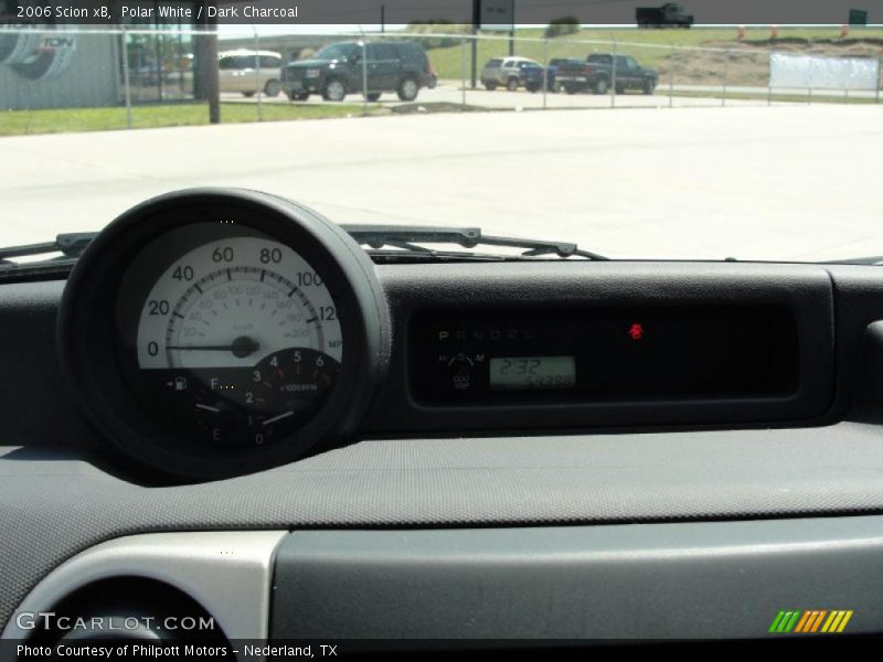 Polar White / Dark Charcoal 2006 Scion xB