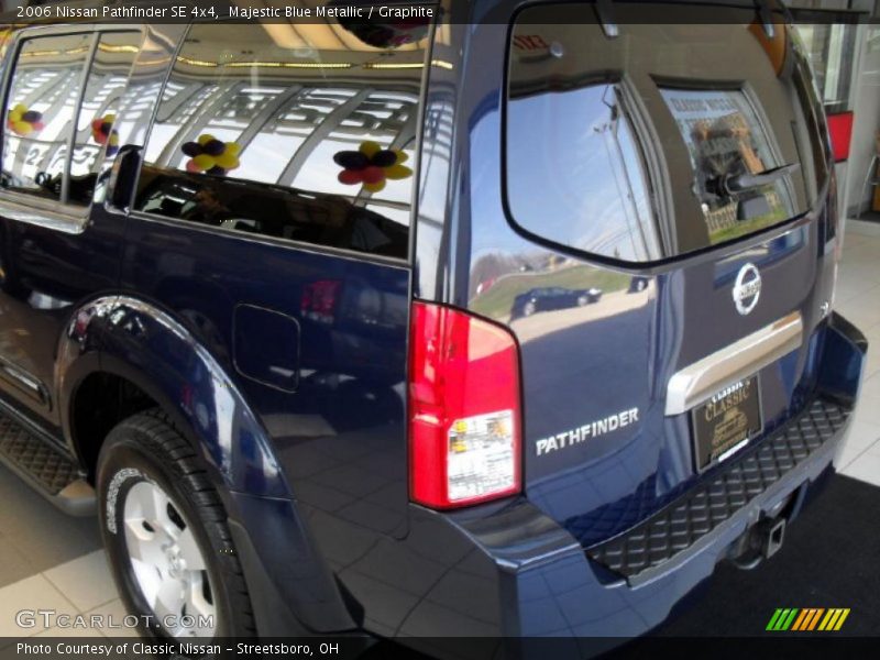 Majestic Blue Metallic / Graphite 2006 Nissan Pathfinder SE 4x4