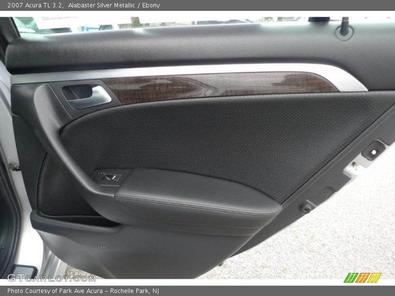 Alabaster Silver Metallic / Ebony 2007 Acura TL 3.2