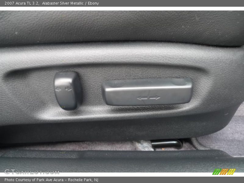 Alabaster Silver Metallic / Ebony 2007 Acura TL 3.2