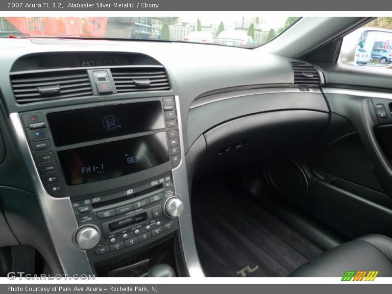 Alabaster Silver Metallic / Ebony 2007 Acura TL 3.2