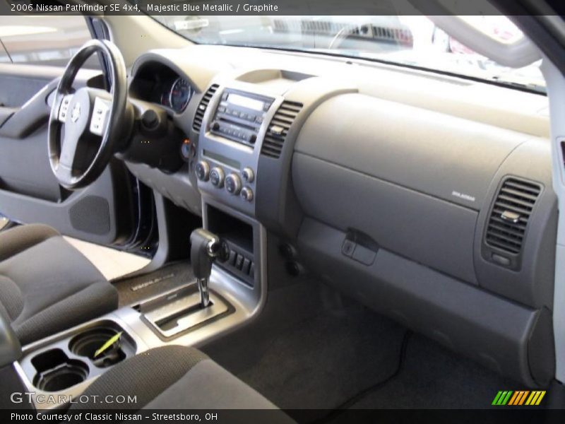 Majestic Blue Metallic / Graphite 2006 Nissan Pathfinder SE 4x4