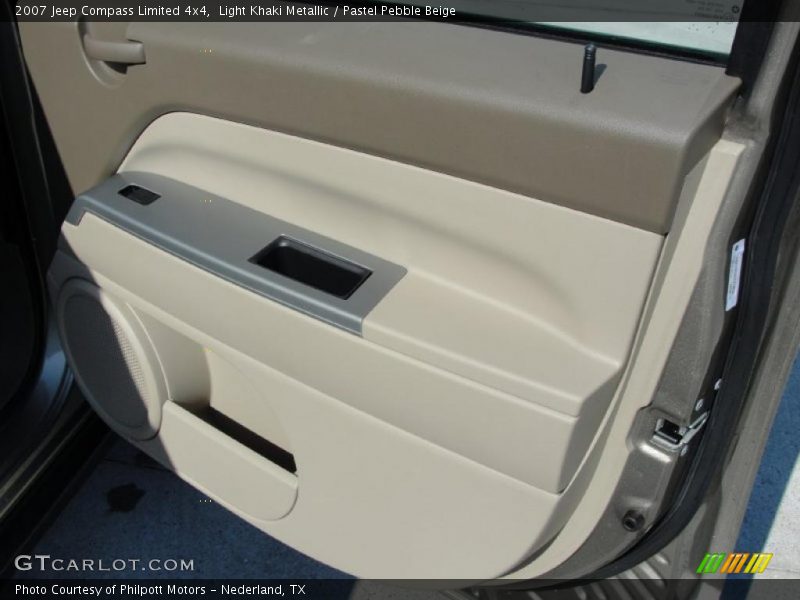 Light Khaki Metallic / Pastel Pebble Beige 2007 Jeep Compass Limited 4x4